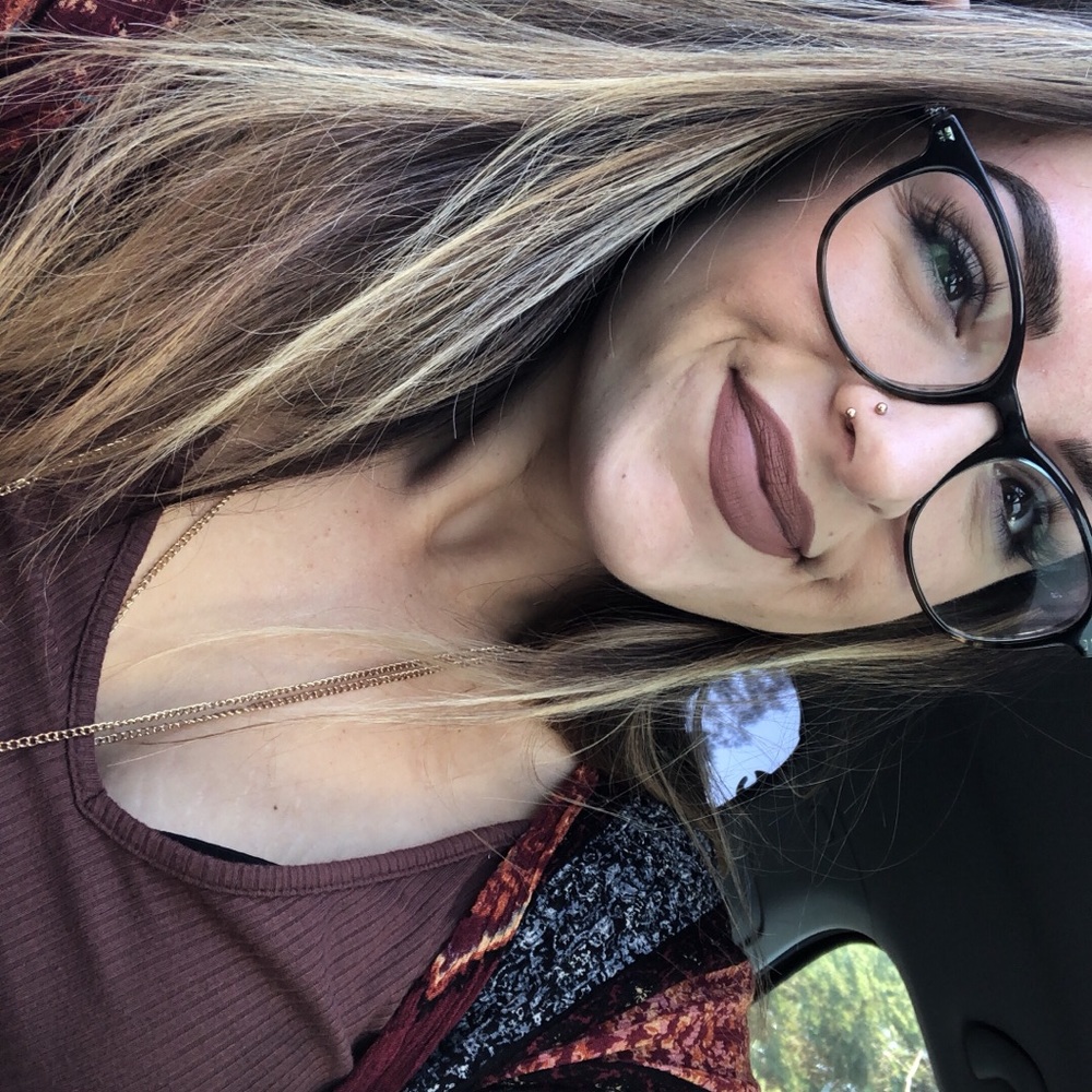 Meet your Posher, Nichole